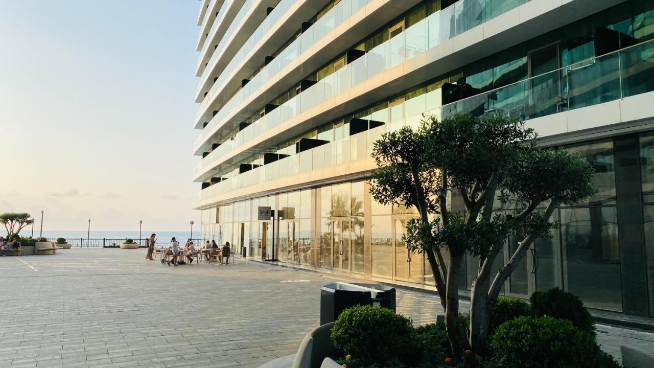 View Jr * Batumi